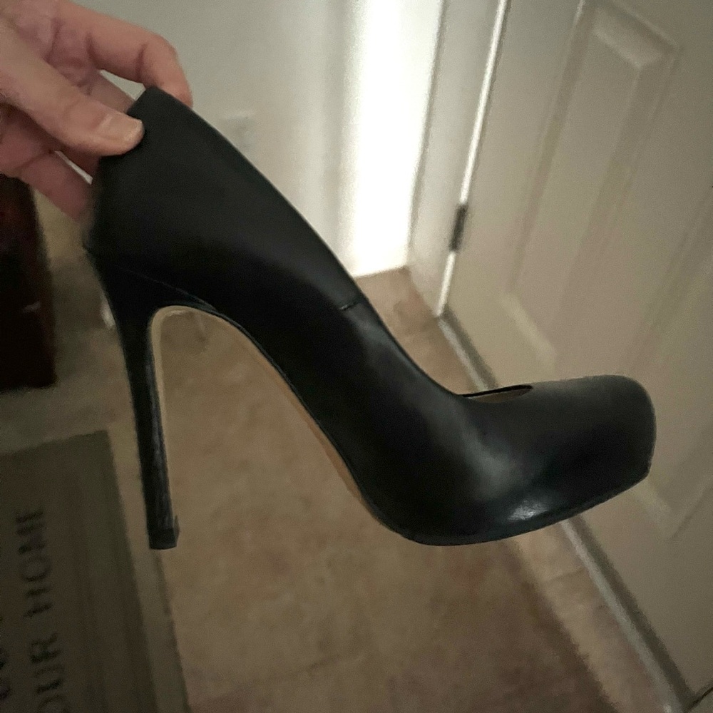 Karen Millen Classic Black Heels Pumps